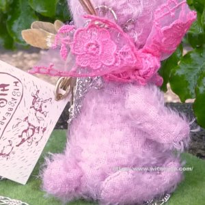 画像4: プライスダウン！1点もの☆ 香水ボトルのラビット Tea Time Rabbit  12cm by 加藤日砂