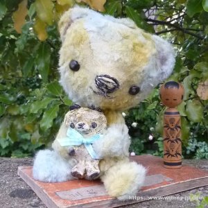 画像1: 1点もの☆ Teddy Bear Loving Cuddle Bear 18cm by 加藤日砂
