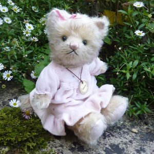 画像1: オススメです☆ 【ウィットニー限定】子猫の カトリーナ 22cm 33番