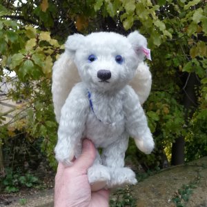 画像2: シュタイフ　【ウィットニー限定】 ジョージーナ・カーディアン・エンジェル・ベア 25cm シリアルナンバー 7番