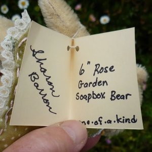 画像7: 1点もの ☆ Rose Garden Soap Box Bear by Sharon Barron 15cm（米）