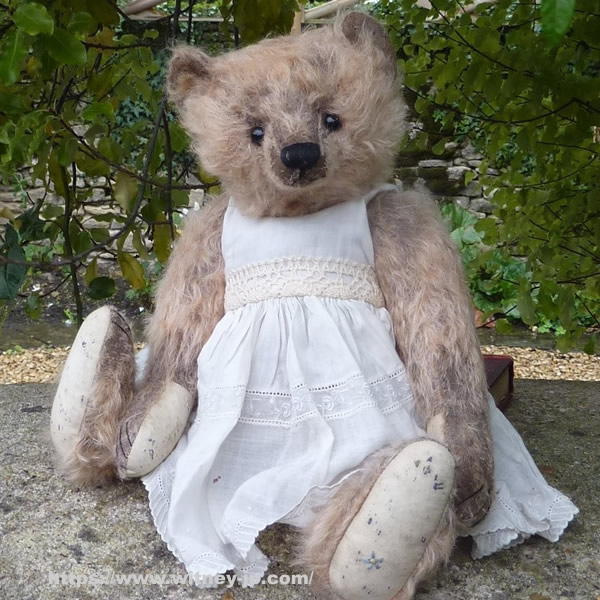 1点もの☆ Matilda Butto by Joy 35cm(フォーゲットミーノット) 人気の店 フォアゲットミーノットのジョイさんのテディべあ ぬいぐるみ