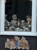 画像: イースター休暇に伴う発送スケジュールのご案内