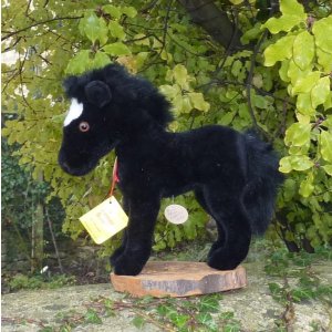 画像: 大変貴重なお品です! シュタイフ社アーカイブより Racy Pony 25cm 1980年(ビンテージ)