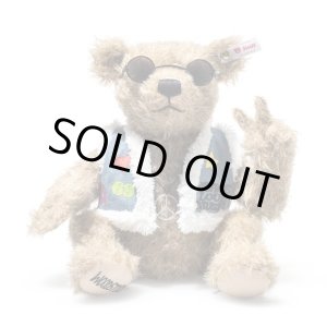 画像: 残り1体☆ シュタイフ社で完売☆【送料無料】 2026年春夏新作☆ シュタイフ ロックス! ウッドストック・ベア 32cm