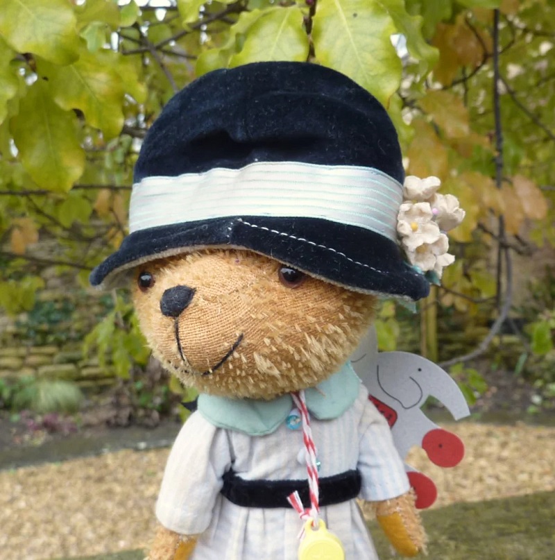 不思議の国のアリスジョディバタグリアOOAK Jody Battaglia