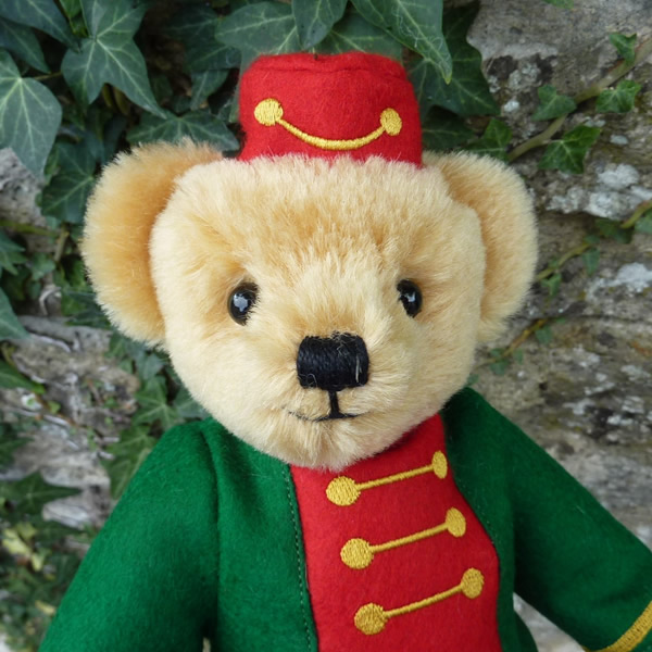 画像: 2025年秋発売☆ メリーソート クラッカー23cm 7番