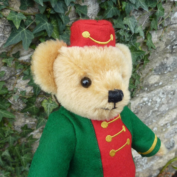 画像: 2025年秋発売☆ メリーソート クラッカー23cm 7番