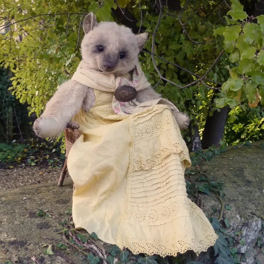 Ali Jayne Creations 作家 テディベア・オブ・ウィットニー