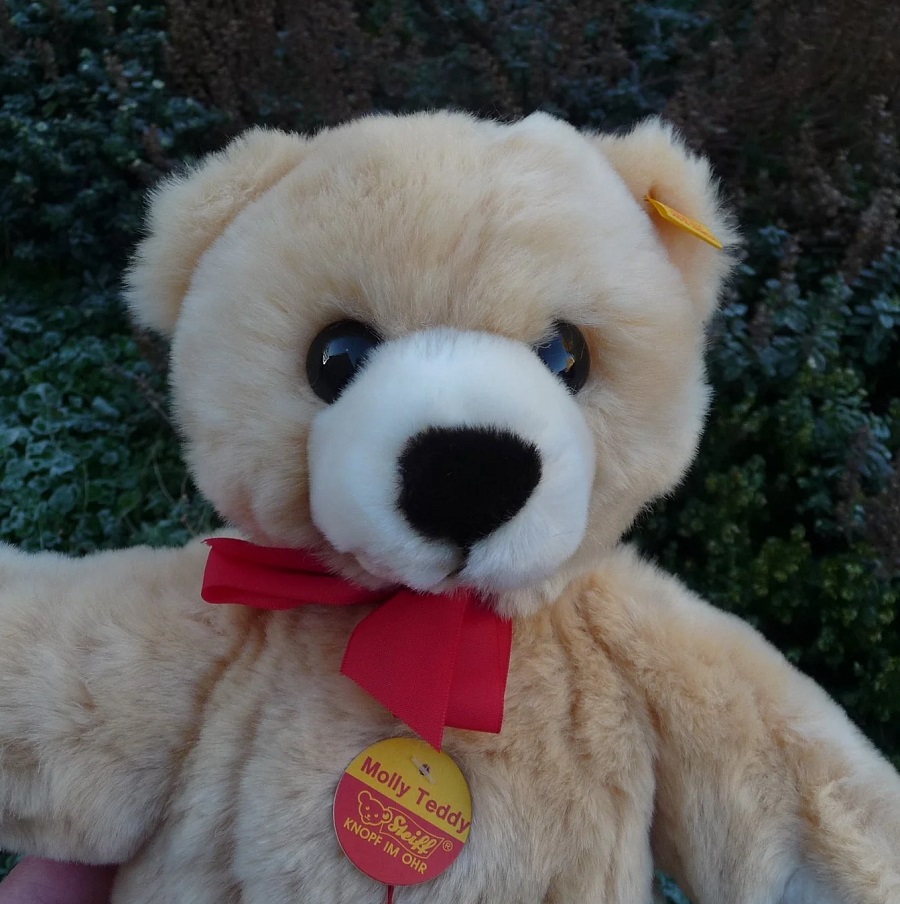 Steiff Molly Teddy Bear, from the Steiff Archives, made in 1988