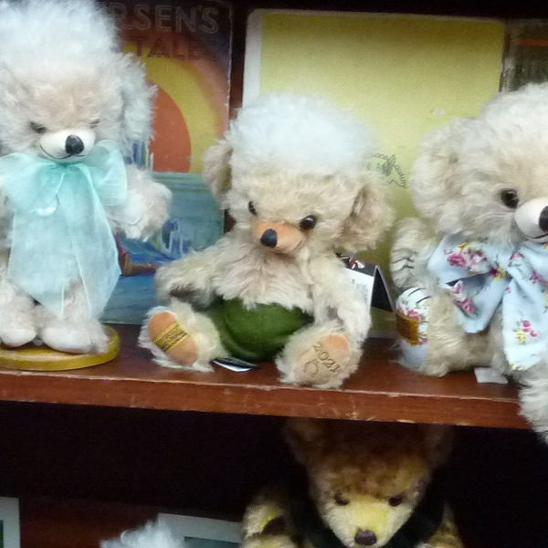 画像: 残り1体☆ メリーソート  パンキーイヤーベア2021　23cm