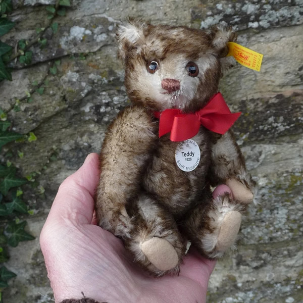 画像2: 新品同様の状態です☆　1997年 シュタイフ ヒストリック・ミニチュア 1926 ブラウンチップド・ベア 16cm